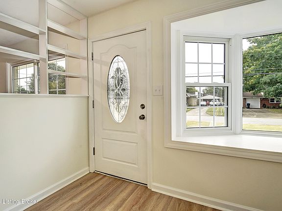 3rd image of 6701 Morning Star Way