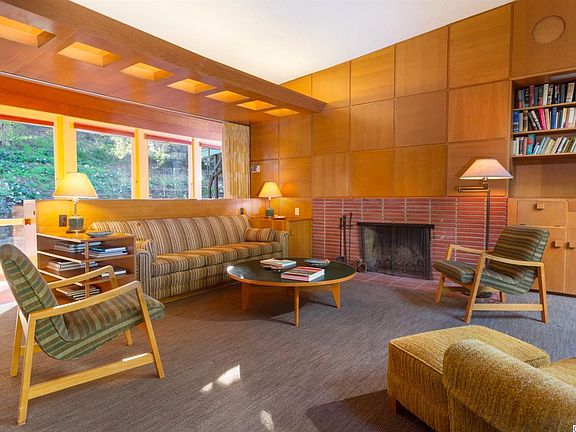 3rd image of 758 Flintridge Ave
