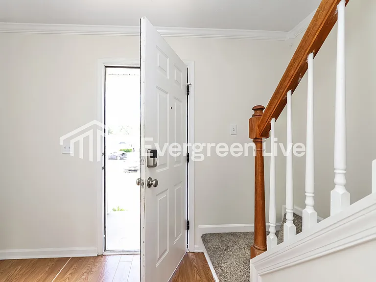 4092 Pleasant Valley Rd — Photo 10