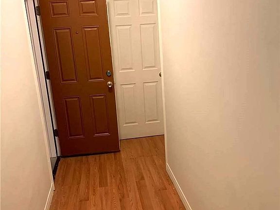 5th image of 9429 86th St #2