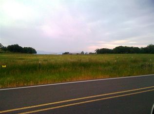 1744 Bigham Brown Rd, Eagle Point, OR 97524