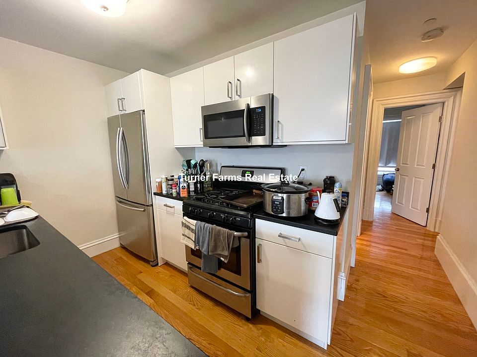 1st image of 658 Massachusetts Ave APT 5A