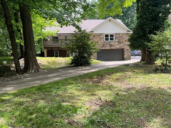 4508 Monticello Blvd S, Cleveland, OH 44143