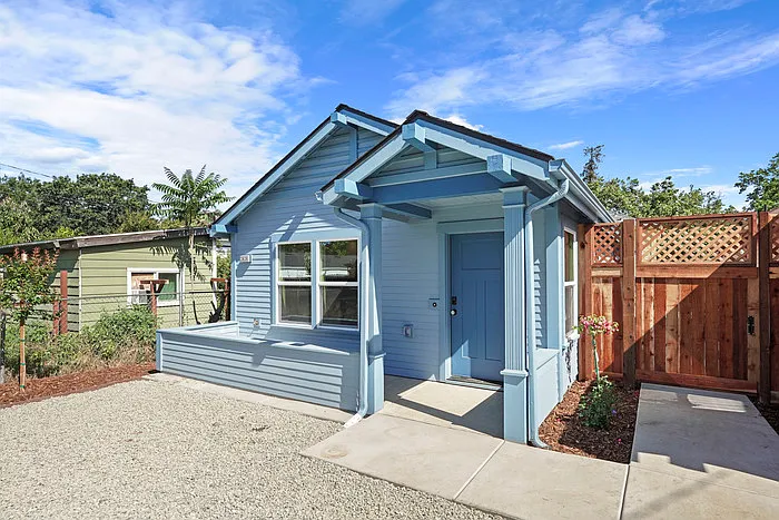 3636 6th Ave — Photo 24