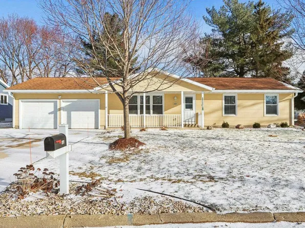 400 Raymond Road, Waunakee, WI 53597