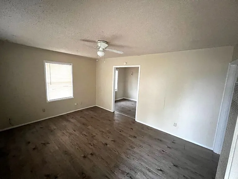 3102 Duke St — Photo 3