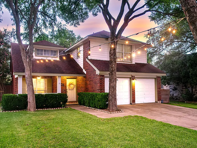 11106 Whiskey River Dr — Photo 26