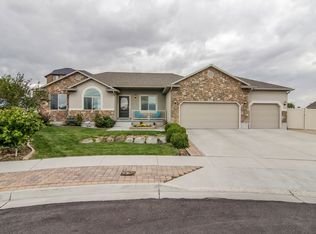 12218 S Black Canyon Rd, Riverton, UT 84096