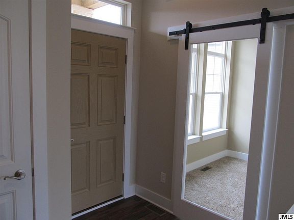 3rd image of 239 Grand River Cir