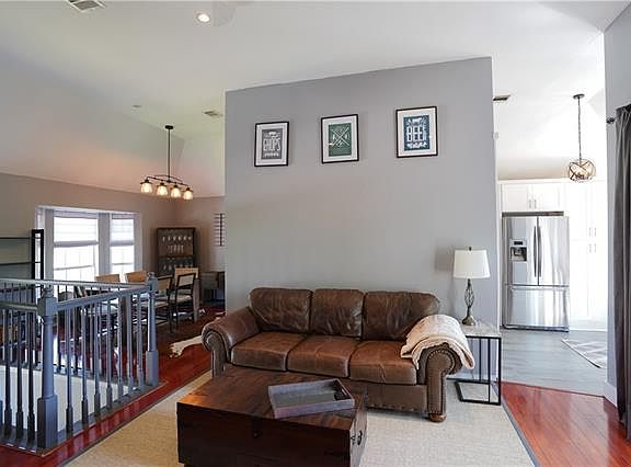 3rd image of 16912 Dashwood Creek Dr