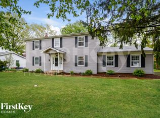 186 River Valley Dr, Chesterfield, MO 63017