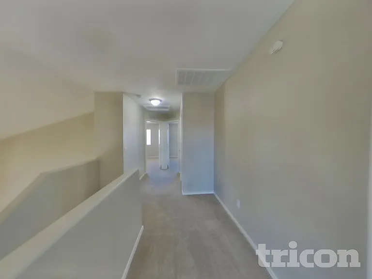 34113 N Alison Dr — Photo 19
