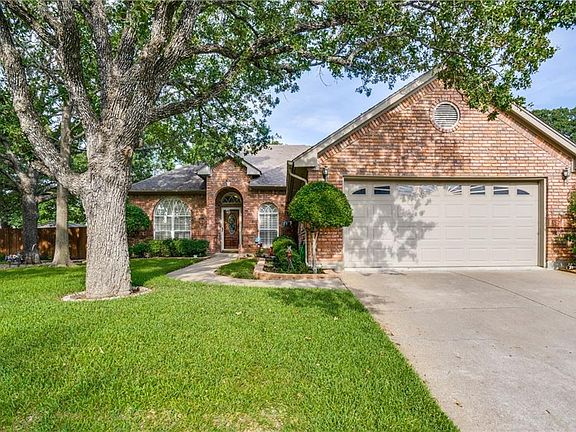 2nd image of 3615 Heatherbrook Dr
