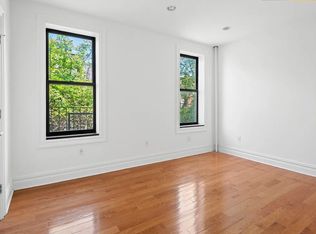 323 Lincoln Pl #1C, Brooklyn, NY 11238