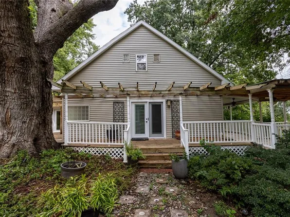 101 North St, Farley, MO 64028