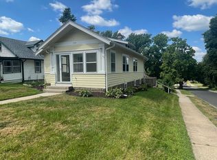 1202 S 43rd St, Omaha, NE 68105