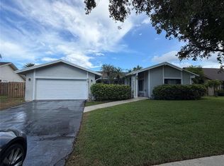 1360 NW 94th Ave, Plantation, FL 33322
