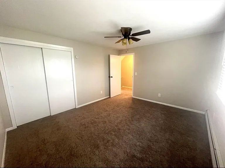 1174 Starr Rd #11 — Photo 5