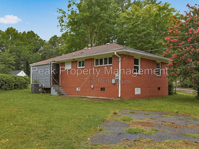 2105 Fort Rice St — Photo 19