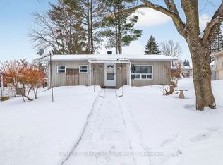 16 Mimosa Cres, Innisfil, ON L9S1P9
