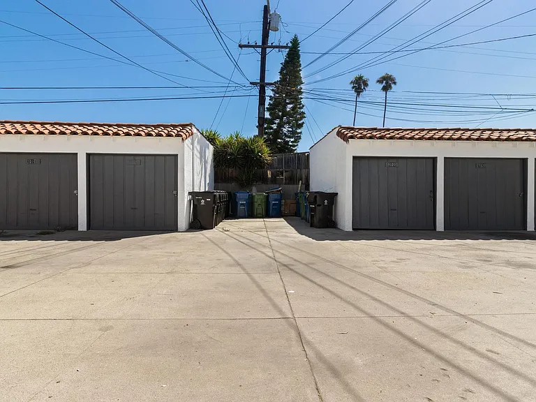 1014-1020 S. Inglewood Ave. Inglewood, CA 90301 — Photo 21