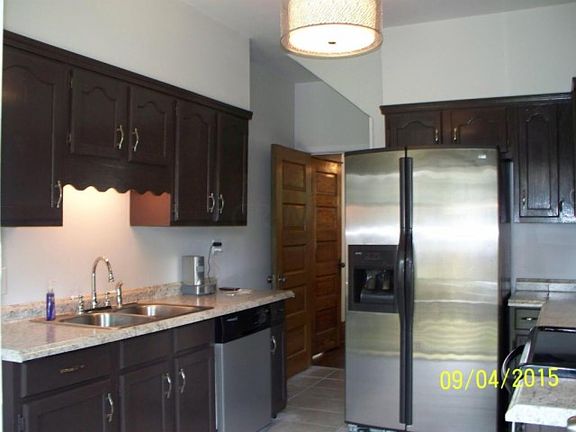 5th image of 1537 Hawthorne Ave