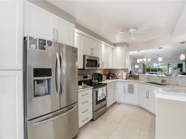 360 Horse Creek DR #101, NAPLES, FL 34110