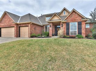 403 Windsor Rd, Midwest City, OK 73130