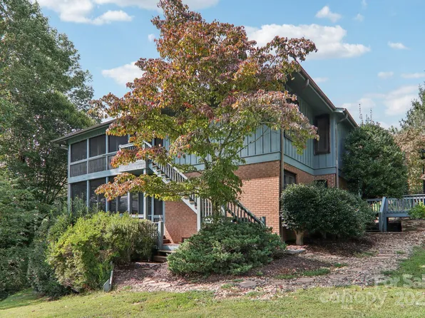 3503 Mountain Top Way, Hendersonville, NC 28739