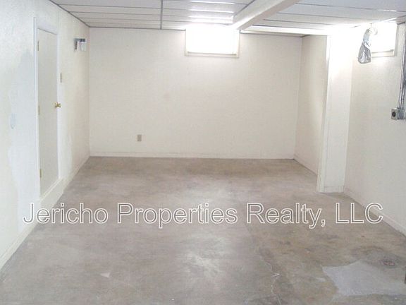 3rd image of 3080 Wadsworth Blvd