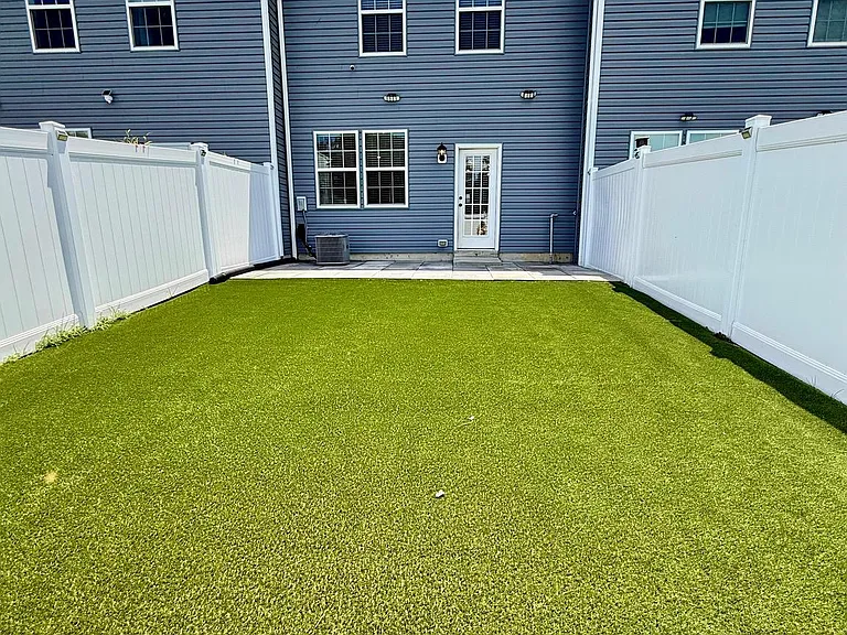 4 Peregrine Way — Photo 17