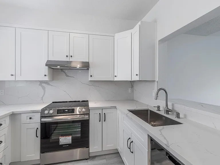 4681 Albany Cir #146 — Photo 5