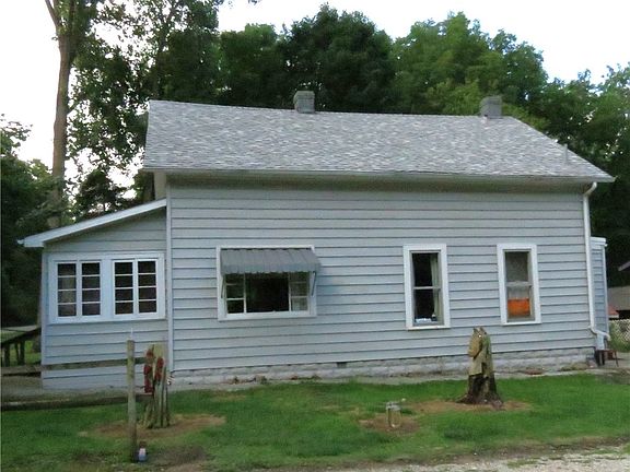 2nd image of 3803 River Rd