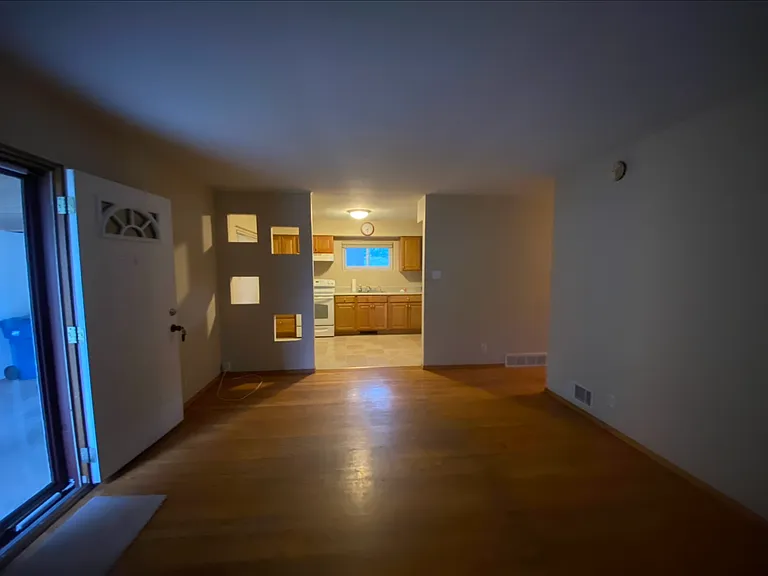 423 Montclaire Ave #HOUSE — Photo 4