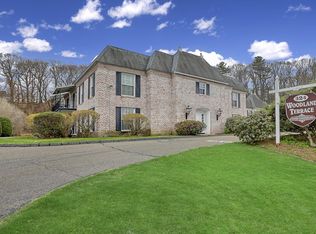 324 Russell Rd APT 101, Westfield, MA 01085