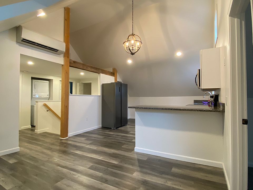 1st image of 32 Elmwood Ave #2