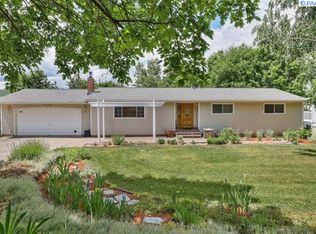 910 S Summit Ave, Rosalia, WA 99170