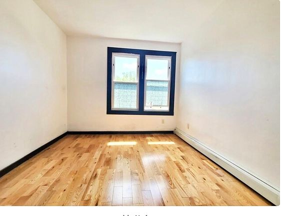 5th image of 227 Duncan Ave #6D