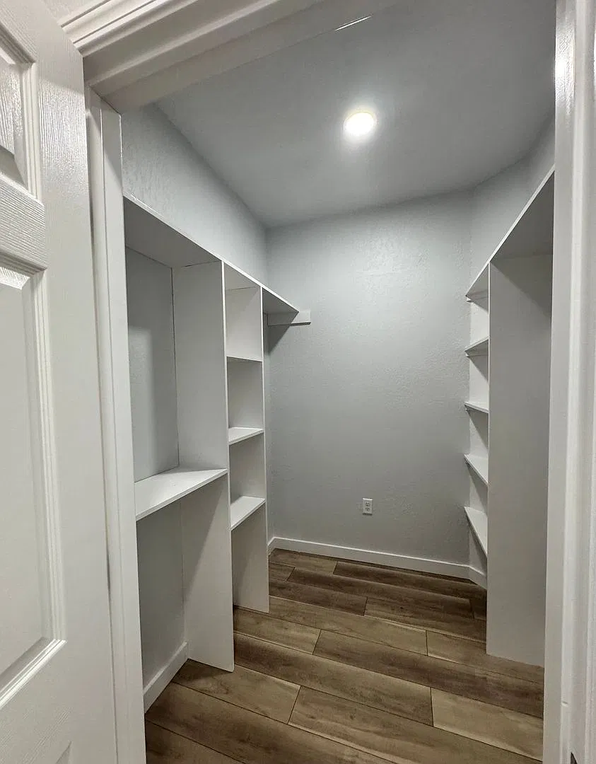 6307 N Cheyenne Ave W — Photo 4