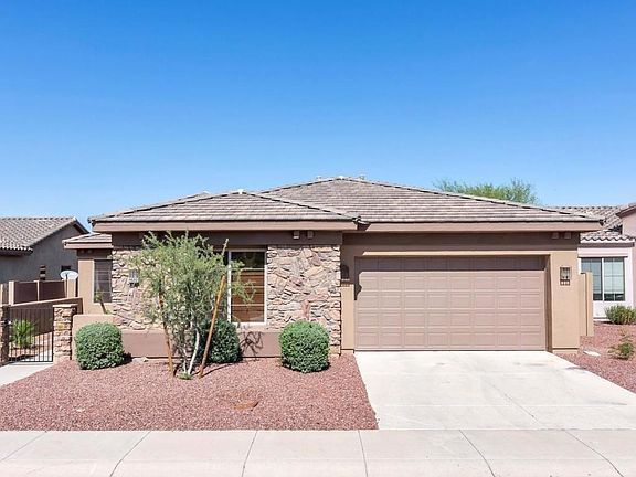 1920 E Latona Rd-large-002-13-Front Exte