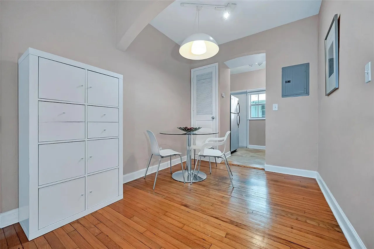 1 bed, 633 sqft, $2,100 — Photo 4