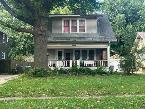 921 Chestnut St, Emporia, KS 66801