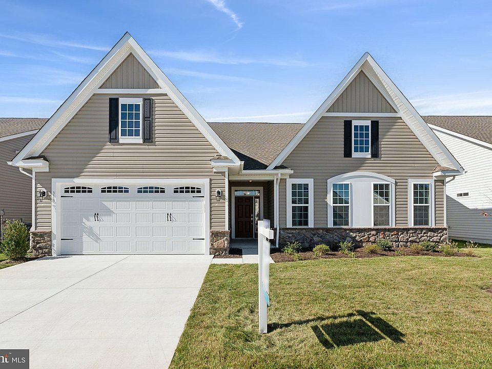 1st image of 319 Heritage Shores Cir