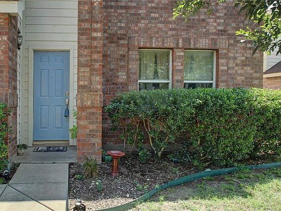 2nd image of 4605 Waterford Dr