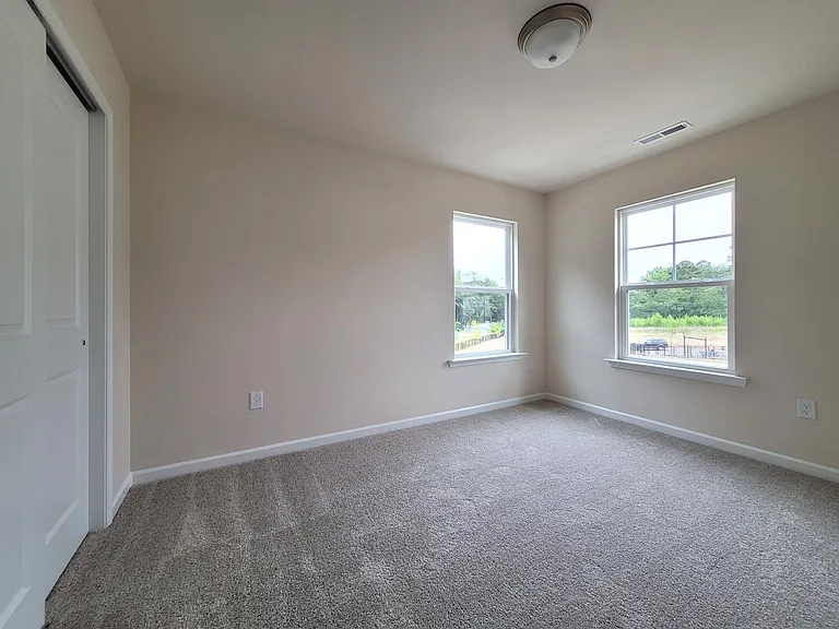 200 Parker Station Ave — Photo 24