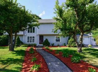 22 Claremont St, Lincoln, RI 02865
