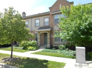 1933 Brentwood Rd, Northbrook, IL 60062