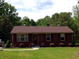 2nd image of 101 Arlington Heights Dr