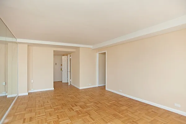 Sold by Focus Real Estate Group | media 3