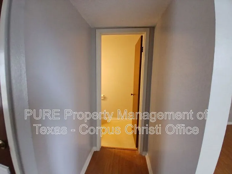 5001 Middlecoff Rd #1A — Photo 9